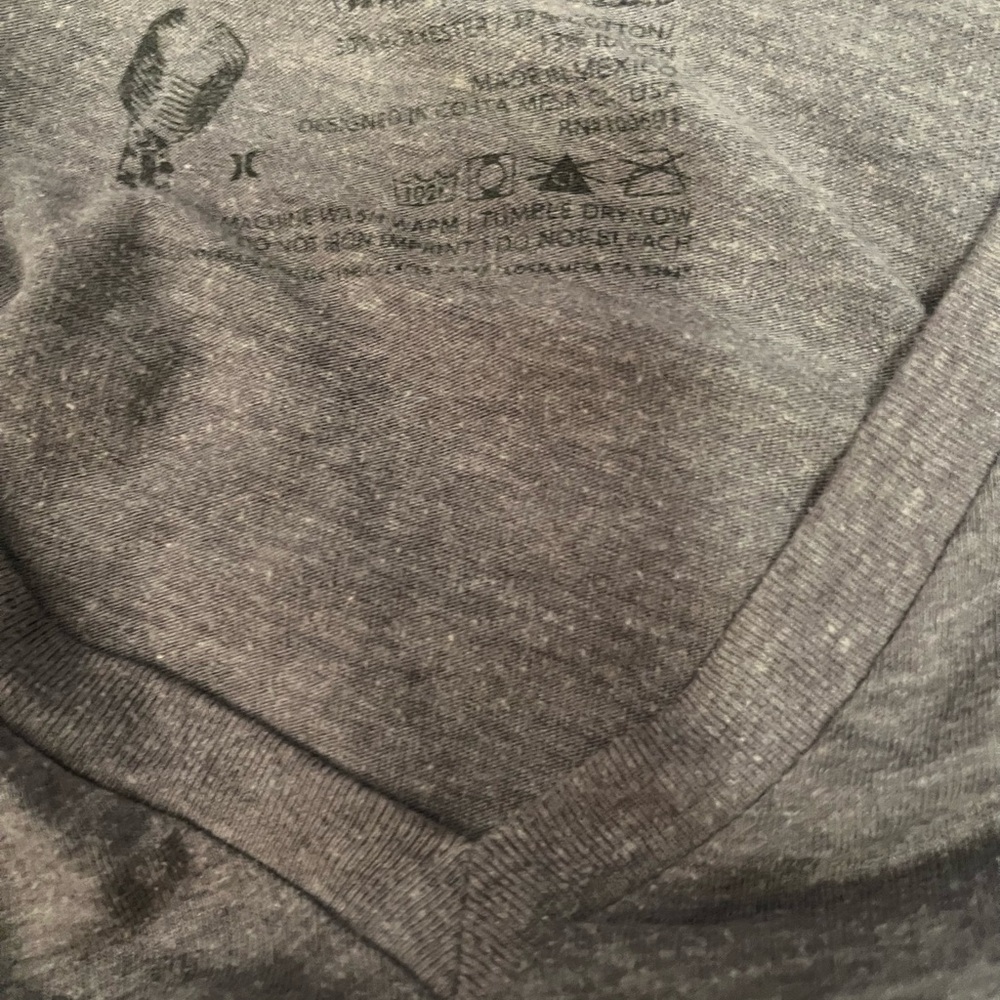 Hurley V-Neck Pocket T-Shirt - Picture 5 of 5